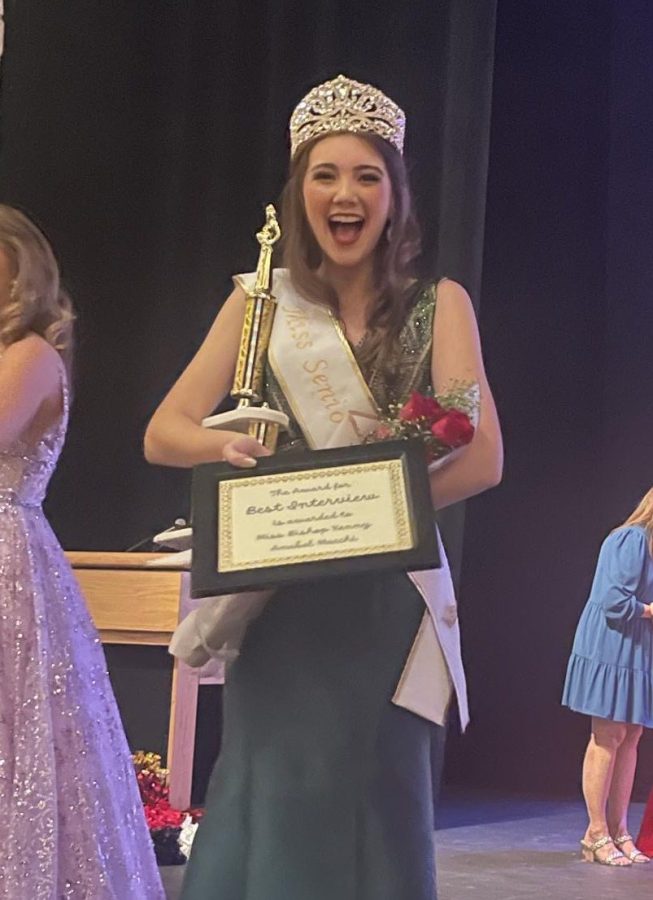 Miss Senior High Anabel Macchi smiling for the camera post-win. (Photo Courtesy of Anabel Macchi)