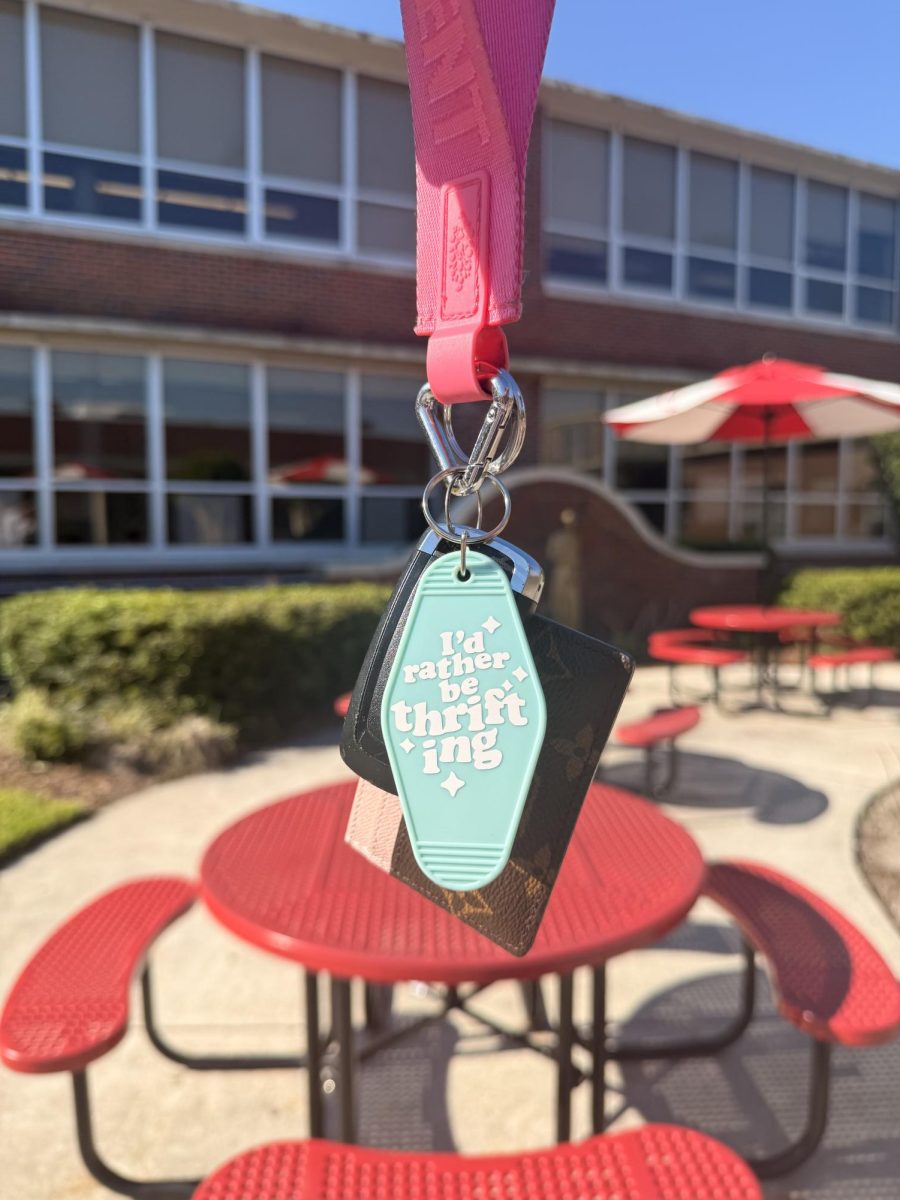 A keychain from Riverside Arts Market hangs from a student’s keys.